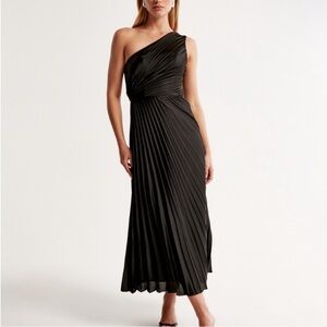 The A&F Giselle Pleated One-Shoulder Maxi Dress